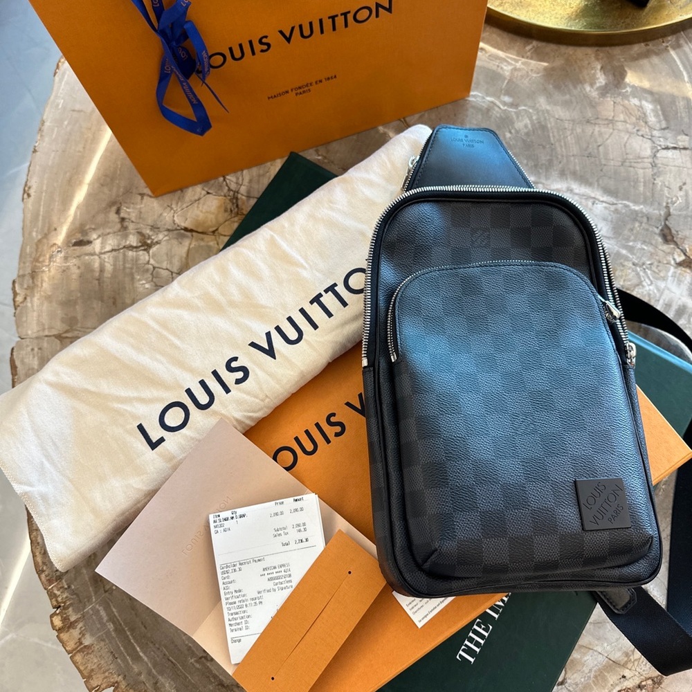 LOUIS VUITTON Damier Graphite Avenue Sling bag Backpack